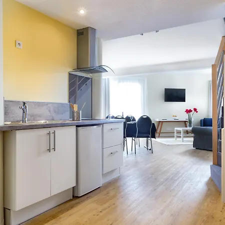 Hotel The Originals City, Acadine, Le Neubourg