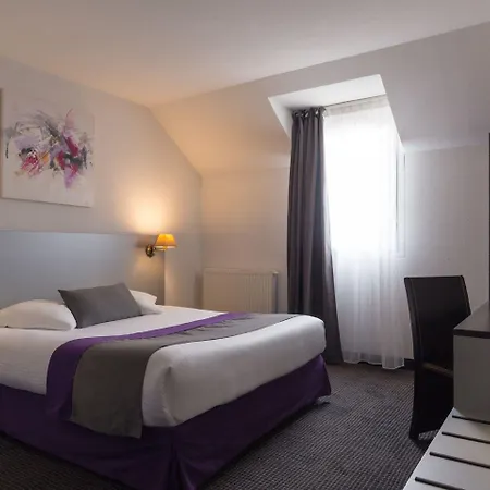 Hotel The Originals City, Acadine, Le Neubourg