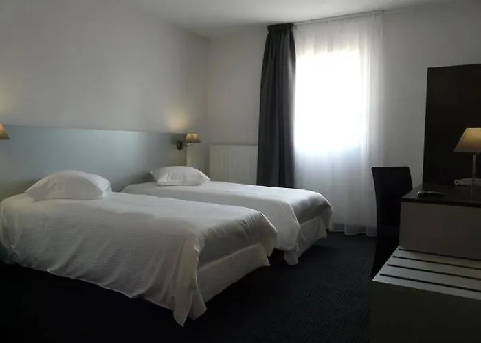 The Originals City, Acadine,