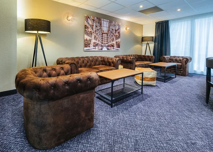 Hotel The Originals City, Acadine, 3*